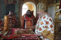 Божественная литургия в Неделю жен-мироносиц