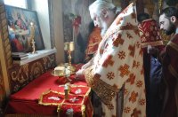 Божественная литургия в Неделю жен-мироносиц