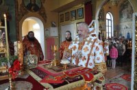 Божественная литургия в Неделю жен-мироносиц