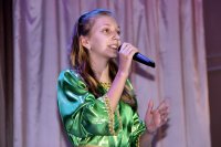 «И Божия нисходит благодать ... »