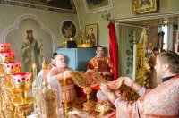 Божественная литургия в Свято-Петро-Павловском кафедральном соборе города Гомеля Божественная литургия в Свято-Петро-Павловском кафедральном соборе города Гомеля