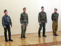 "Над миром вновь, бушует вечный май..." "Над миром вновь, бушует вечный май..."