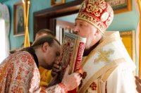 Божественная литургия в храме в честь Амфилохия Почаевского в д.Вежны Божественная литургия в храме в честь Амфилохия Почаевского в д.Вежны