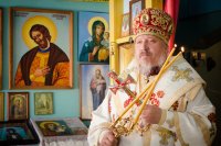 Божественная литургия в храме в честь Амфилохия Почаевского в д.Вежны Божественная литургия в храме в честь Амфилохия Почаевского в д.Вежны