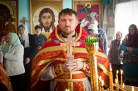 Божественная литургия в храме в честь Амфилохия Почаевского в д.Вежны Божественная литургия в храме в честь Амфилохия Почаевского в д.Вежны