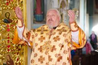 Божественная литургия в Свято-Петро-Павловском кафедральном соборе г.Гомеля