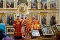 Божественная литургия в Свято-Петро-Павловском кафедральном соборе Божественная литургия в Свято-Петро-Павловском кафедральном соборе