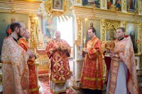 Божественная литургия в Свято-Петро-Павловском кафедральном соборе Божественная литургия в Свято-Петро-Павловском кафедральном соборе