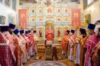 Божественная литургия в праздник иконы Божией Матери "Неупиваемая чаша"