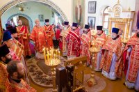 Божественная литургия в праздник иконы Божией Матери "Неупиваемая чаша"