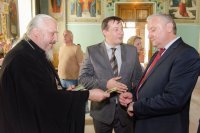 Делегация "XII Гомельский экономический форума – 2015" посетила Свято-Петро-Павловский кафедральный собор г.Гомеля Делегация "XII Гомельский экономический форума – 2015" посетила Свято-Петро-Павловский кафедральный собор г.Гомеля