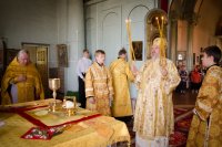 Божественная литургия в Неделю 1-ю по Пятидесятнице, Всех Святых Божественная литургия в Неделю 1-ю по Пятидесятнице, Всех Святых