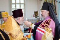 Божественная литургия в Неделю 1-ю по Пятидесятнице, Всех Святых Божественная литургия в Неделю 1-ю по Пятидесятнице, Всех Святых