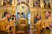 Вечернее богослужение с пением акафиста Пресвятой Богородице