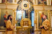 Вечернее богослужение в Свято-Петро-Павловском кафедральном соборе города Гомеля