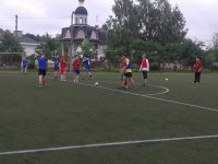 Футбол, Церковь и «трудные подростки»