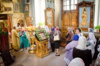 Божественная литургия в Свято-Петро-Павловском кафедральном соборе города Гомеля Божественная литургия в Свято-Петро-Павловском кафедральном соборе города Гомеля