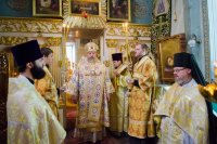 Божественная литургия в Свято-Петро-Павловском кафедральном соборе города Гомеля Божественная литургия в Свято-Петро-Павловском кафедральном соборе города Гомеля