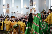 21 июня Преосвященный Стефан в сонме архиереев сослужил Святейшему Патриарху Кириллу