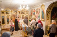 Божественная литургия в нижнем храме Свято-Петро-Павловского кафедрального собора г.Гомеля