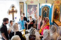 Преосвященный Стефан совершил чин освящения Престола