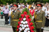 Преосвященнейший Стефан принял участие в церемонии возложения цветов к памятнику на Аллее Героев в г.Гомеле