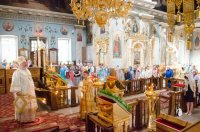 Божественная литургия в Свято-Петро-Павловском кафедральном соборе города Гомеля