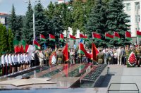 Преосвященнейший Стефан принял участие в торжественном митинге и шествии, посвященных Дню независимости Республики Беларусь Преосвященнейший Стефан принял участие в торжественном митинге и шествии, посвященных Дню независимости Республики Беларусь