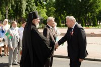 Преосвященнейший Стефан принял участие в торжественном митинге и шествии, посвященных Дню независимости Республики Беларусь Преосвященнейший Стефан принял участие в торжественном митинге и шествии, посвященных Дню независимости Республики Беларусь