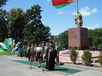 Благочинный Добрушского округа выступил на торжественном митинге