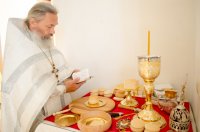 Епископ Стефан совершил чин освящения Престола Епископ Стефан совершил чин освящения Престола