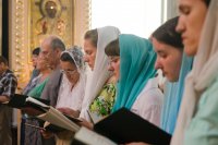 Епископ Стефан совершил вчечернее богослужение с пением акафиста