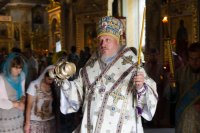 Епископ Стефан совершил вчечернее богослужение с пением акафиста