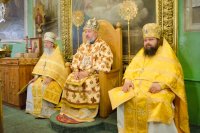 Божественная литургия в день памяти святителя Митрофана (Краснопольского)