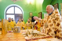 Божественная литургия в день памяти святителя Митрофана (Краснопольского)