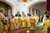 Божественная литургия в день памяти святителя Митрофана (Краснопольского)