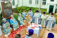 Божественная литургия в день празднования иконы Божией Матери "Тихвинская"