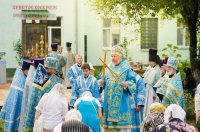 Божественная литургия в день празднования иконы Божией Матери "Тихвинская"