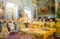 Божественная литургия в день памяти святых первоверховных апостолов Петра и Павла