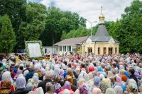 Божественная литургия в день памяти святых первоверховных апостолов Петра и Павла