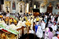 Вечернее богослужение с чтением Акафиста Пресвятой Богородице нараспев