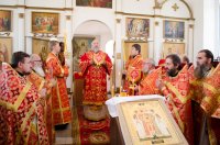 Божественная литургия в день памяти святых Царственных Стростотерпцев и всех исповедников русских Божественная литургия в день памяти святых Царственных Стростотерпцев и всех исповедников русских