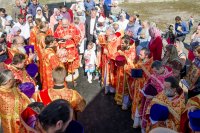 Божественная литургия в день памяти святых Царственных Стростотерпцев и всех исповедников русских Божественная литургия в день памяти святых Царственных Стростотерпцев и всех исповедников русских