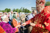 Божественная литургия в день памяти святых Царственных Стростотерпцев и всех исповедников русских Божественная литургия в день памяти святых Царственных Стростотерпцев и всех исповедников русских
