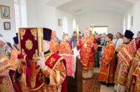 Божественная литургия в день памяти святых Царственных Стростотерпцев и всех исповедников русских Божественная литургия в день памяти святых Царственных Стростотерпцев и всех исповедников русских