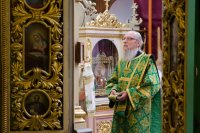 Божественная литургия в день Положения честной Ризы Господа нашего Иисуса Христа в Москве Божественная литургия в день Положения честной Ризы Господа нашего Иисуса Христа в Москве