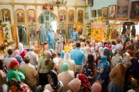 Преосвященнейший Стефан возглавил Божественную литургию в храме Святителя Николая Чудотворца д.Старая Белица Преосвященнейший Стефан возглавил Божественную литургию в храме Святителя Николая Чудотворца д.Старая Белица