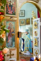 Преосвященнейший Стефан возглавил Божественную литургию в храме Святителя Николая Чудотворца д.Старая Белица Преосвященнейший Стефан возглавил Божественную литургию в храме Святителя Николая Чудотворца д.Старая Белица