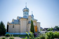 Божественная литургия в неделю 8-ю по Пятидесятнице, в день памяти Архангела Гавриила Божественная литургия в неделю 8-ю по Пятидесятнице, в день памяти Архангела Гавриила