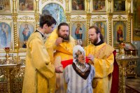 Божественная литургия в день Успения прав. Анны (икона), матери Пресвятой Богородицы
